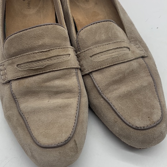 Clarks Unstructured Trish Bone Taupe Suede Penny Loafer Size 8.5. MCL3937B - Picture 2 of 10